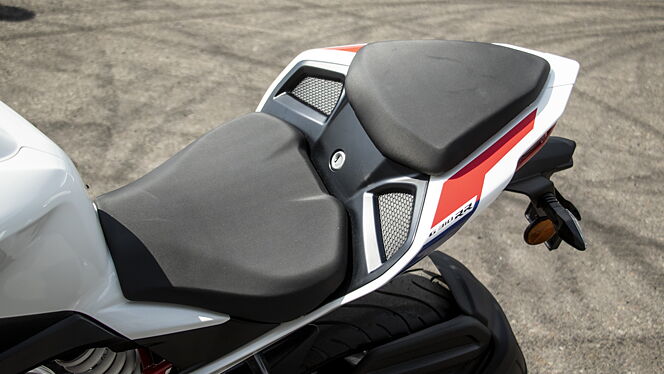 BMW G310 RR Bike Seat