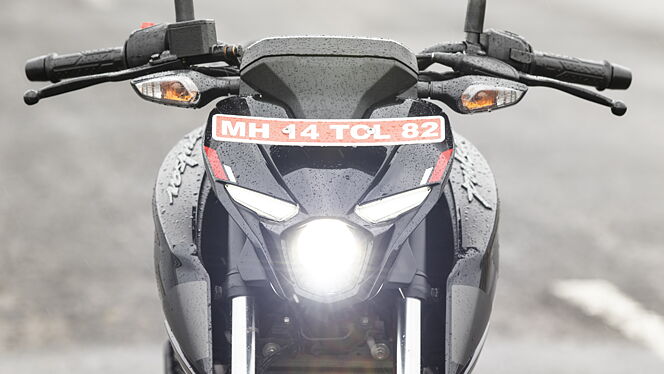 Bajaj Pulsar N160 Head Light