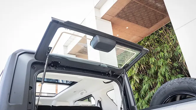 Mahindra Thar Roxx Open Boot/Trunk