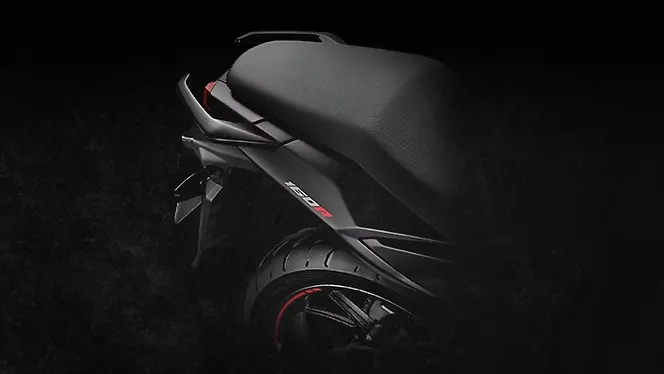 Hero Xtreme 160R Seat