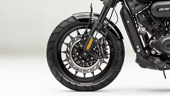 Keeway V302C Front Wheel