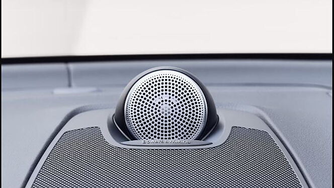 Volvo XC60 Central Dashboard - Top Storage/Speaker
