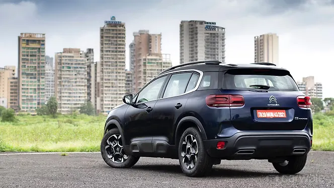 Citroen C5 Aircross Left Rear Three Quarter Citroen C5 Aircross Left Rear Three Quarter