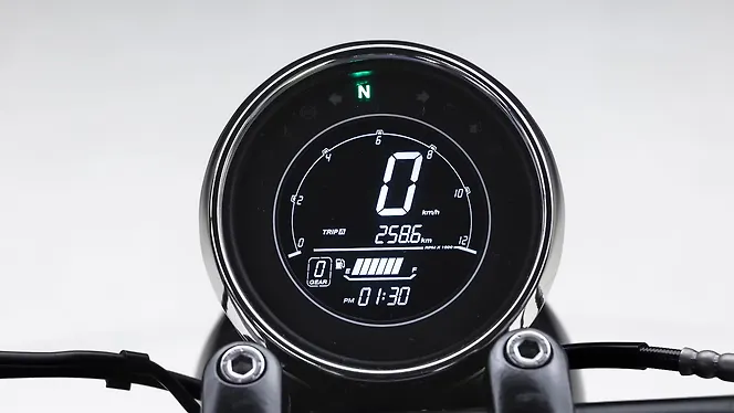 Jawa 42 Bobber [2022-2026] Tachometer