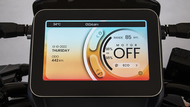 Vida V1 TFT Touchscreen Instrument Cluster