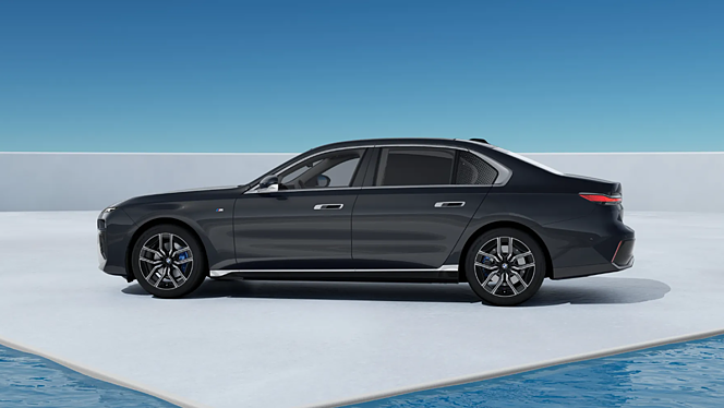 BMW 7 Series Left Side View