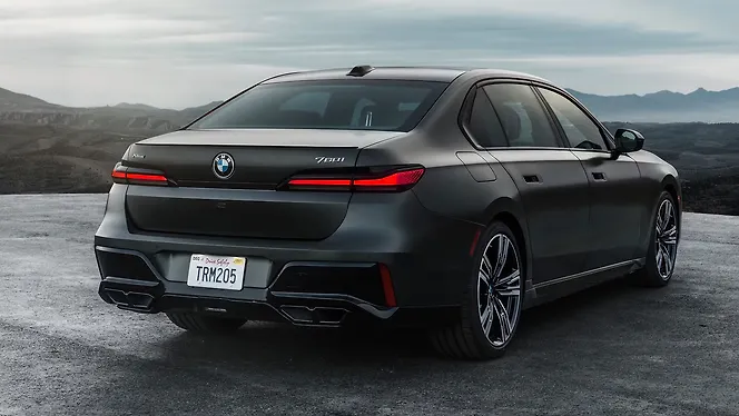 BMW 7 Series Price - Images, Colours \u0026 Reviews - CarWale