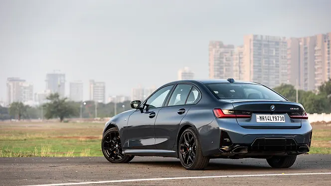 BMW M340i Left Rear Three Quarter