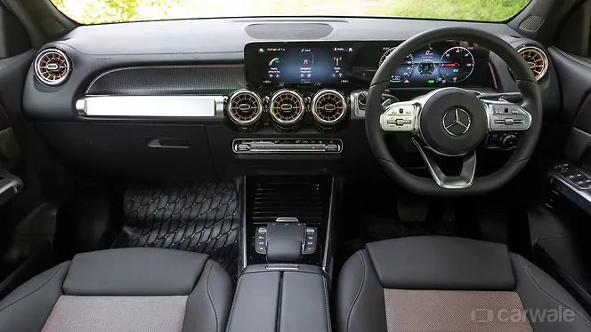 Mercedes-Benz  Dashboard