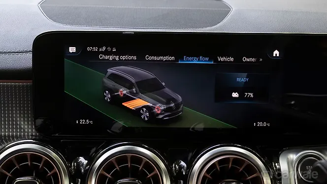 Mercedes-Benz  Infotainment System