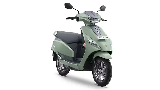 Suzuki E Access Right Front Three Quarter