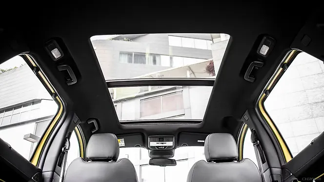 Tata Harrier Sunroof/Moonroof