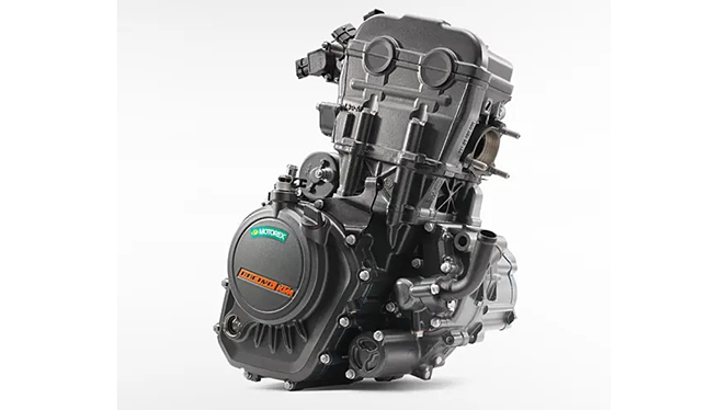 KTM RC 200 Engine From Right