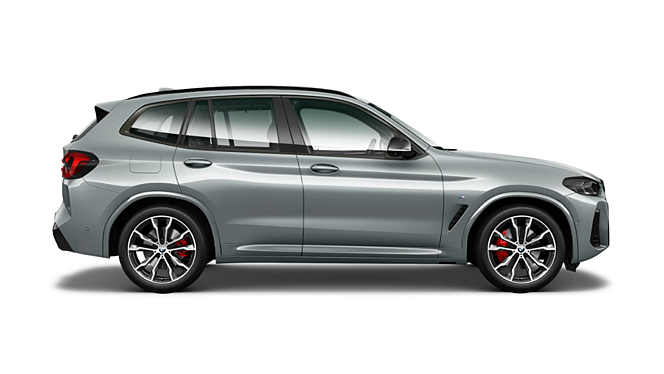 BMW X3 M40i Right Side View