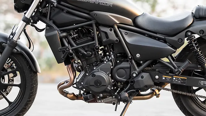 Kawasaki Eliminator Engine From Left