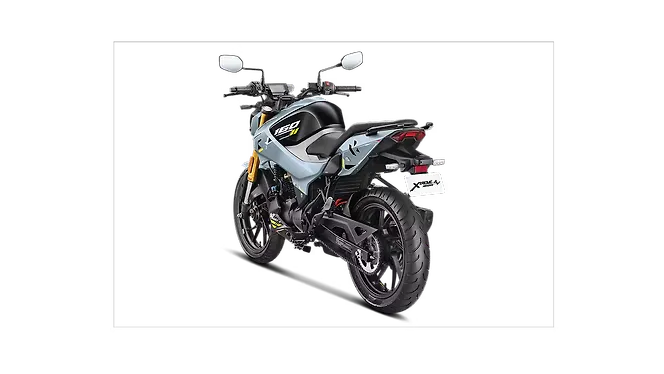Hero Xtreme 160R 4V Left Rear Three Quarter