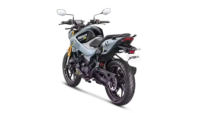 Hero Xtreme 160R 4V Left Rear Three Quarter