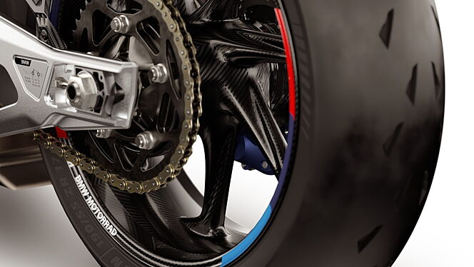 BMW M 1000 RR Drive Chain and Sprocket