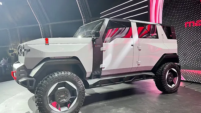 Mahindra Thar.e Left Front Three Quarter