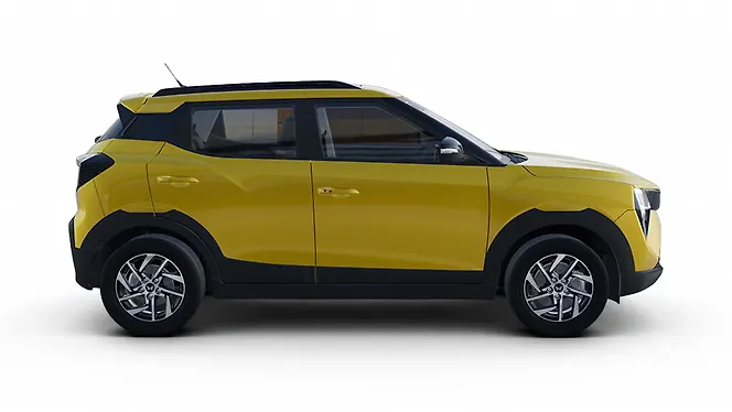 Mahindra XUV 3XO Right Side View