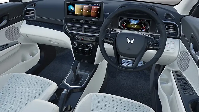 Mahindra XUV 3XO Dashboard Mahindra XUV 3XO Dashboard