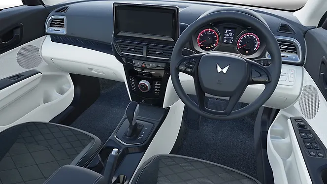 Mahindra XUV 3XO Dashboard