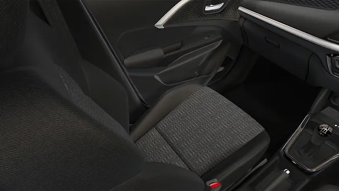 Maruti Suzuki Swift Front Row Seats