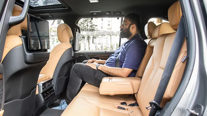 Lexus LX Second Row Seats Lexus LX Second Row Seats