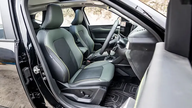 Renault Duster Front Row Seats Renault Duster Front Row Seats