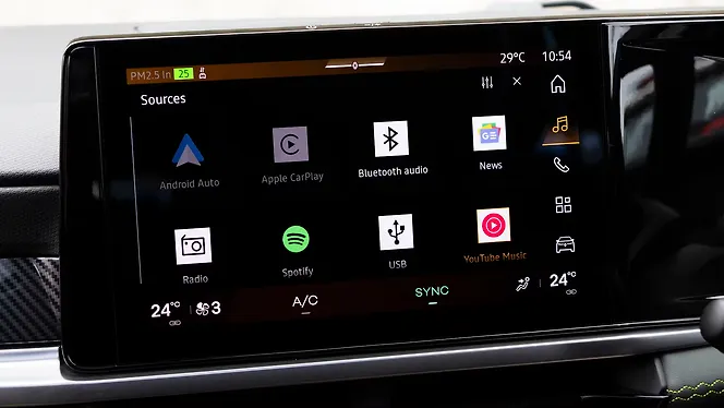 Renault Duster Infotainment System Renault Duster Infotainment System