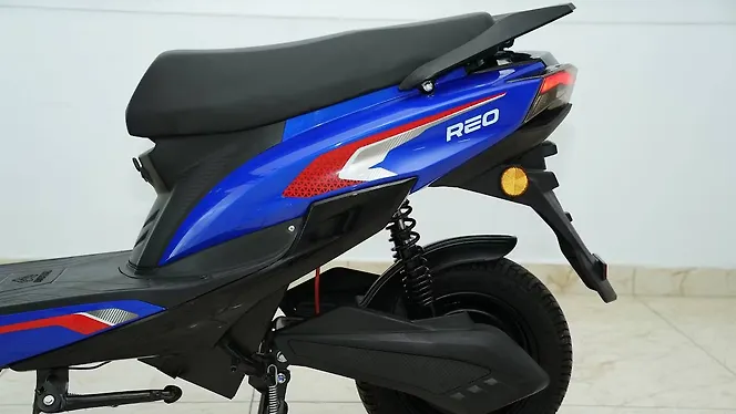 Ampere Reo Seat