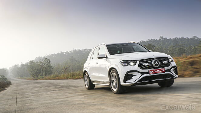 Mercedes-Benz GLE Right Front Three Quarter