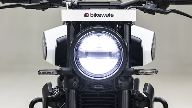 Husqvarna Vitpilen 250 Head Light