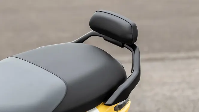 Ather Rizta Seat