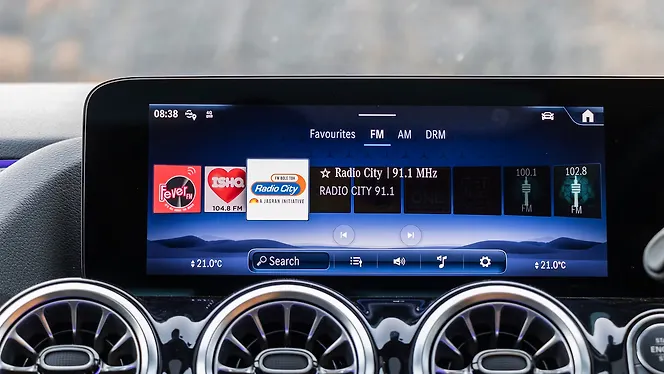Mercedes-Benz GLA facelift Infotainment System Mercedes-Benz GLA facelift Infotainment System