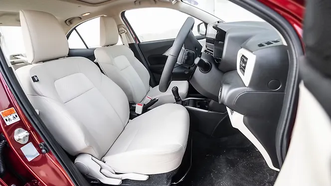 Maruti Suzuki Dzire Front Row Seats