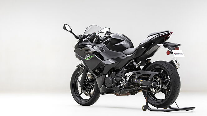 Kawasaki Ninja 500 Left Rear Three Quarter