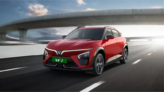 Vinfast VF 7 Left Front Three Quarter