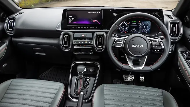 Kia Sonet Dashboard