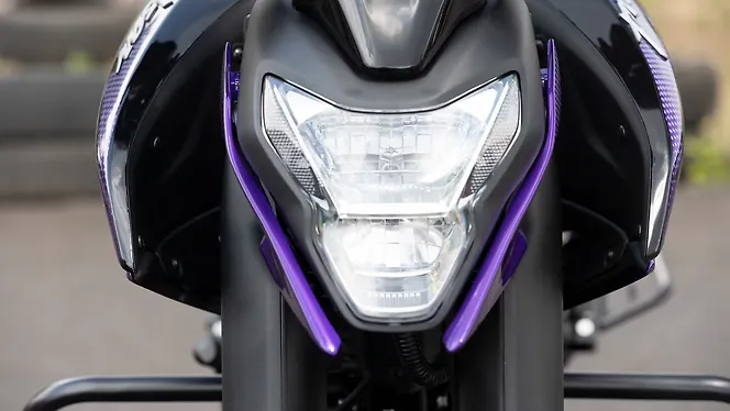 Bajaj Pulsar N125 Head Light