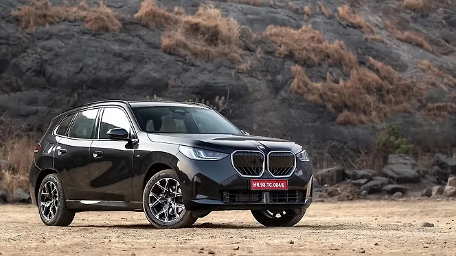 BMW X3 Right Front Three Quarter