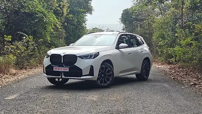 BMW X3 Right Front Three Quarter