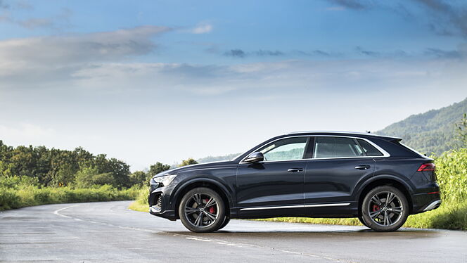 Audi Q8 Left Side View