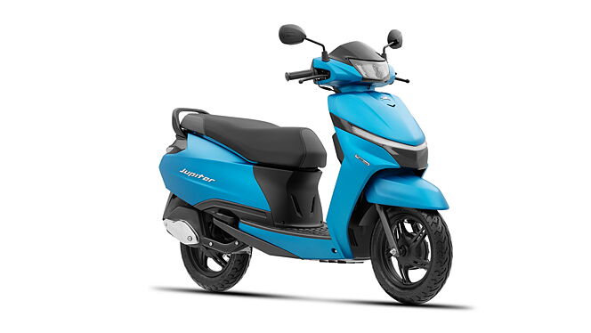 TVS Jupiter Right Front Three Quarter