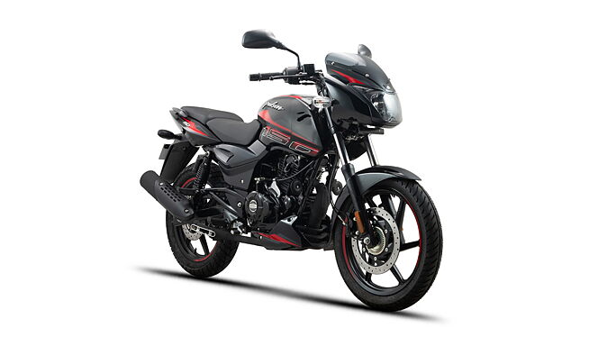 Bajaj Pulsar 150 Right Front Three Quarter