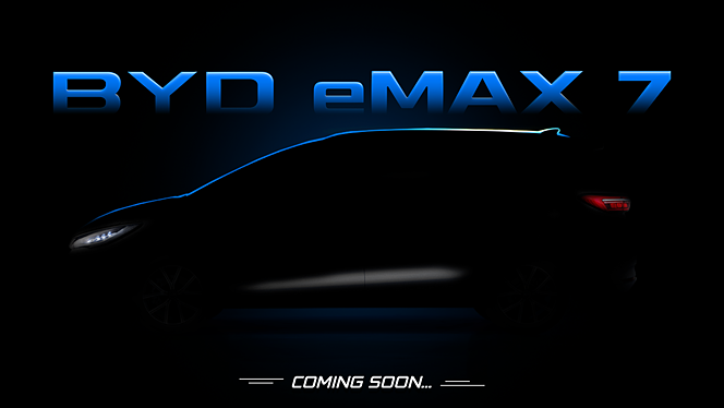 BYD eMax 7 Left Side View