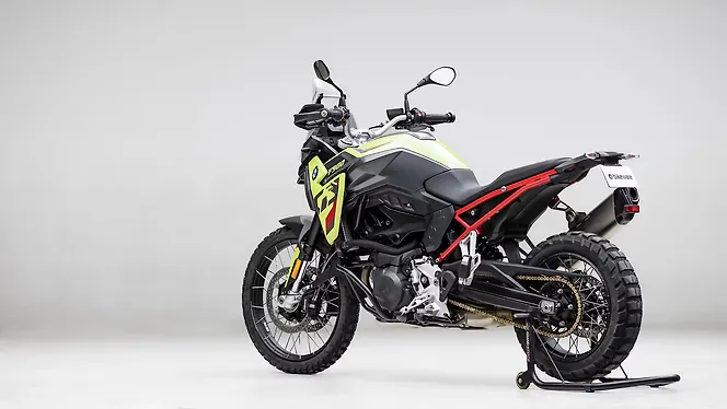 BMW F 900 GS Left Rear Three Quarter