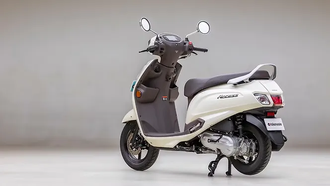 Suzuki Access 125 Left Rear Three Quarter