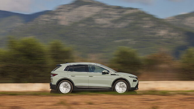 Skoda Elroq Right Side View