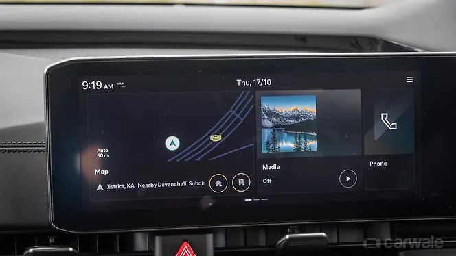Kia Carnival Infotainment System